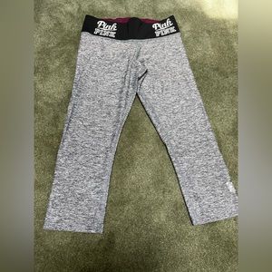 PINK Victoria’s Secret-Capri (3/4 Leggings)